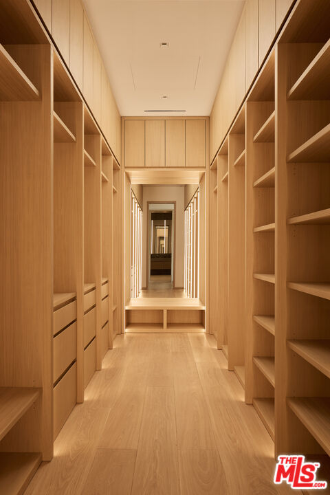 9255 Doheny Rd Unit: PH