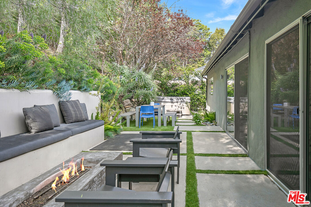 3362 Coy Dr