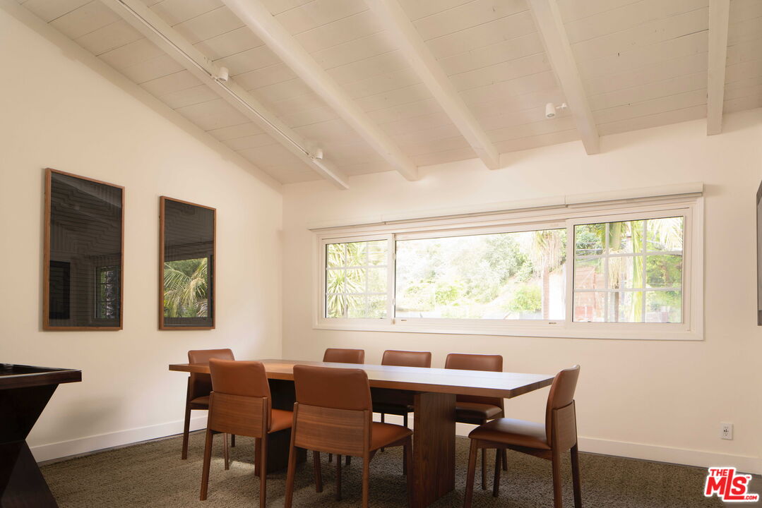2823 Moraga Dr