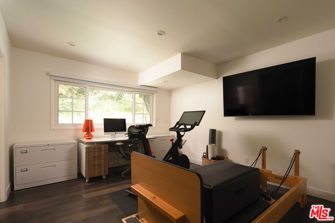 2823 Moraga Dr