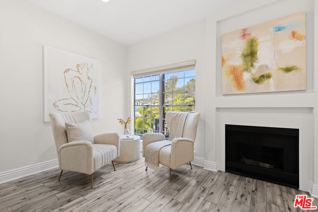 3824 Stocker St Unit: 4