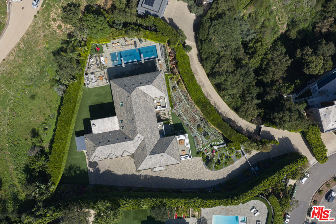 1722 San Remo Dr