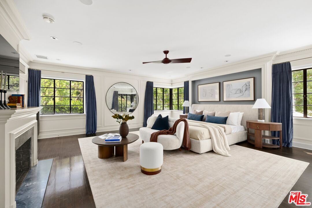 1485 N Doheny Dr