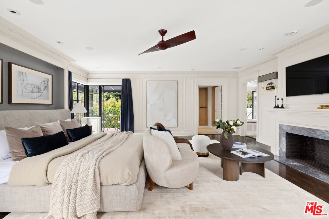 1485 N Doheny Dr