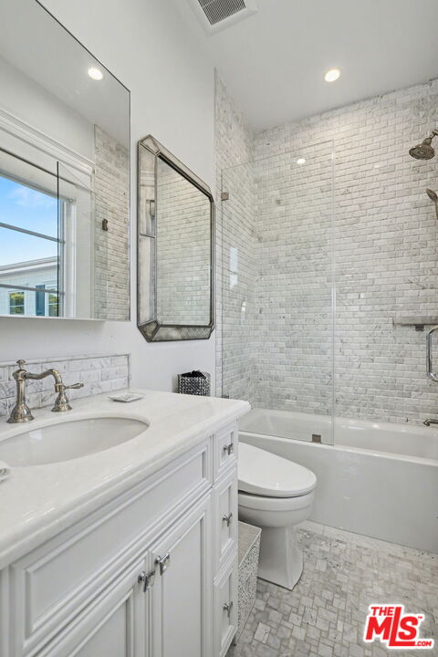 13210 Haney Pl