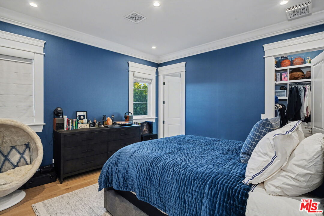 13210 Haney Pl