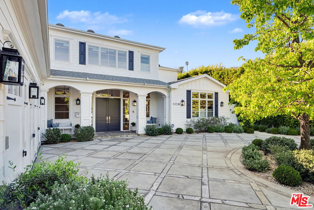 13210 Haney Pl
