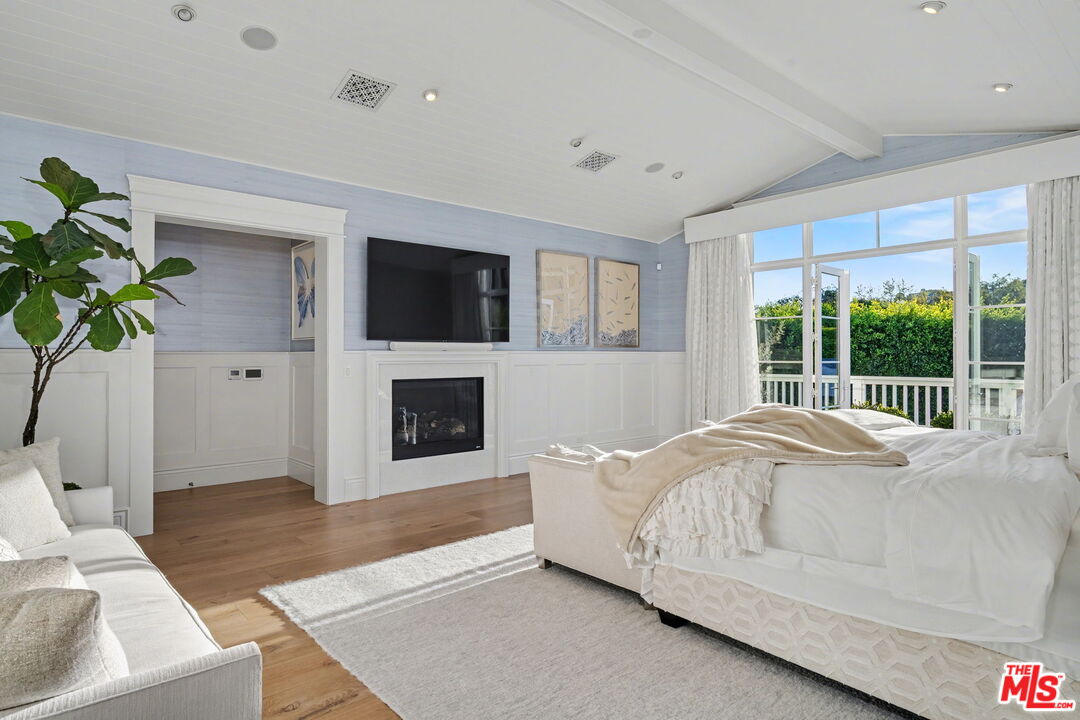 13210 Haney Pl