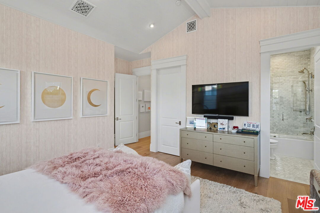13210 Haney Pl