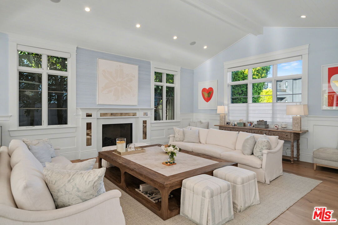 13210 Haney Pl
