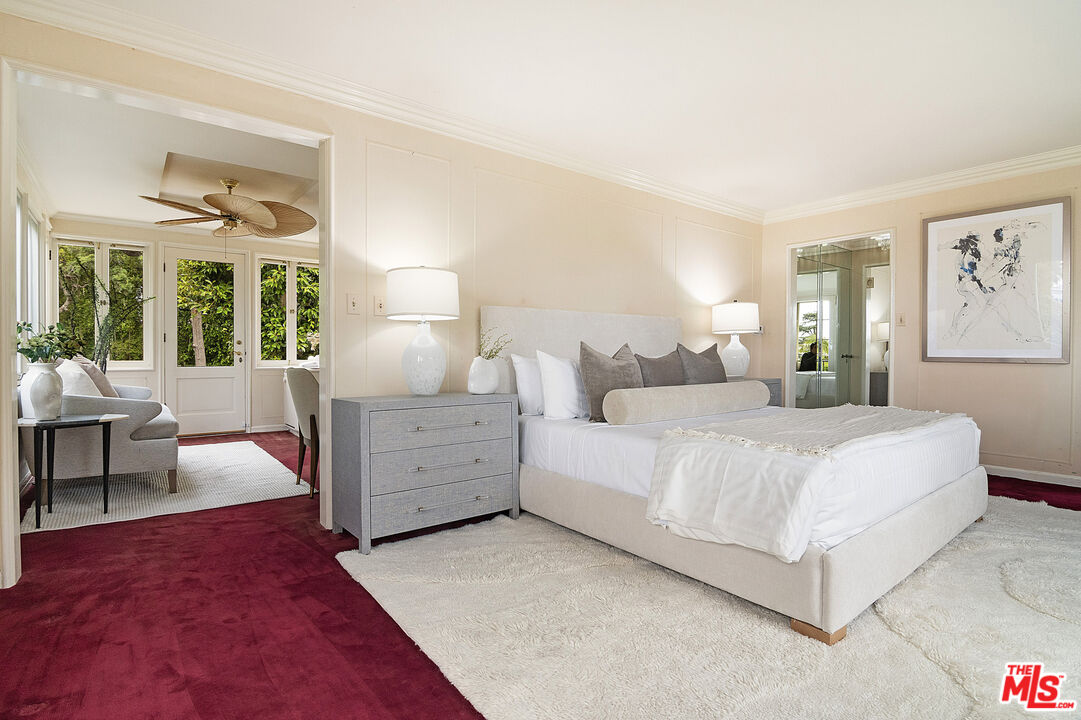 1259 N Doheny Dr