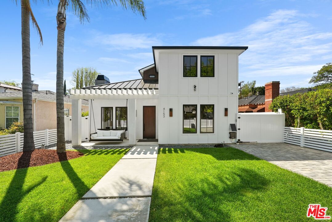 4153 Vantage Ave