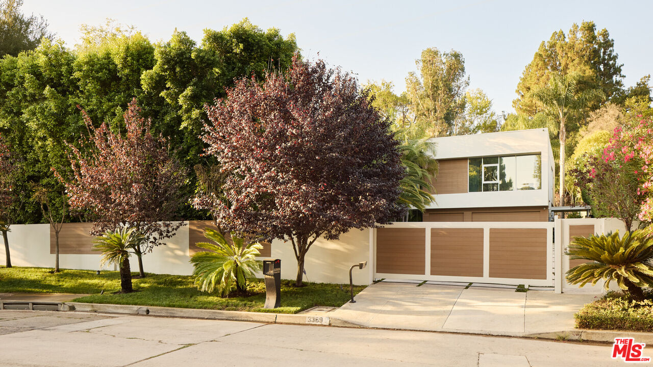 3369 Fryman Pl