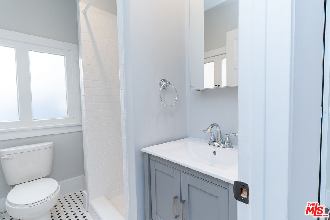 38 29th Ave Unit: A