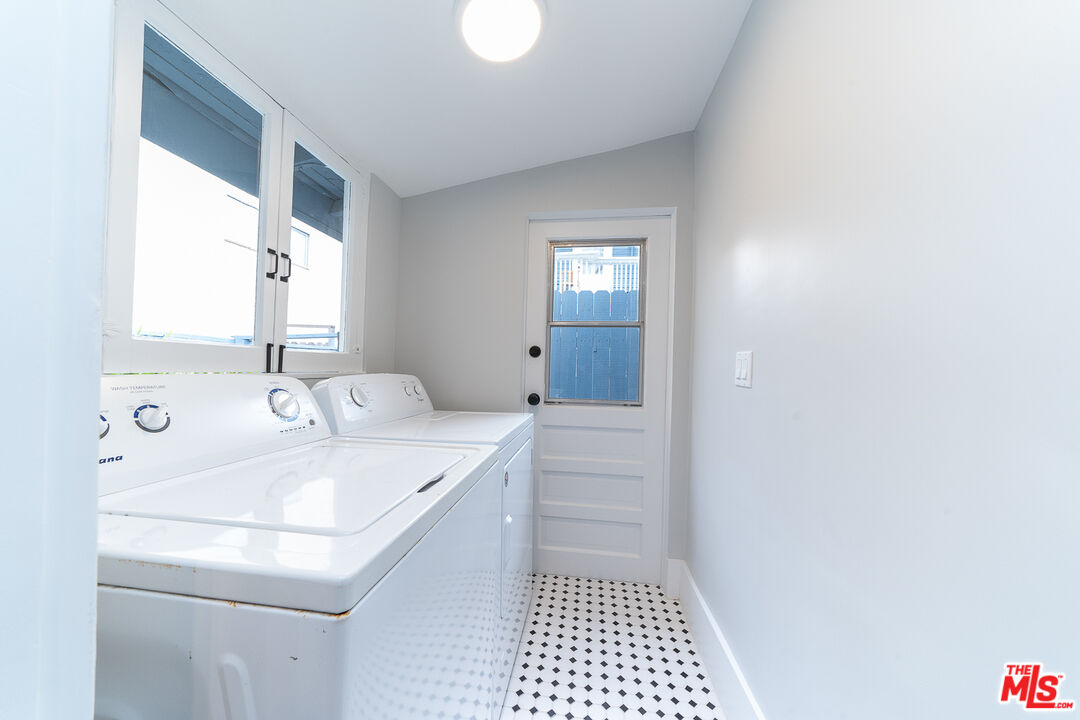 38 29th Ave Unit: A