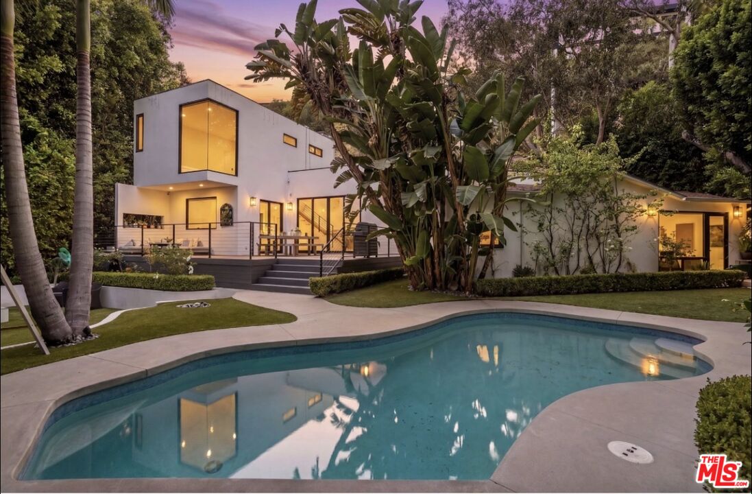 8516 Franklin Ave