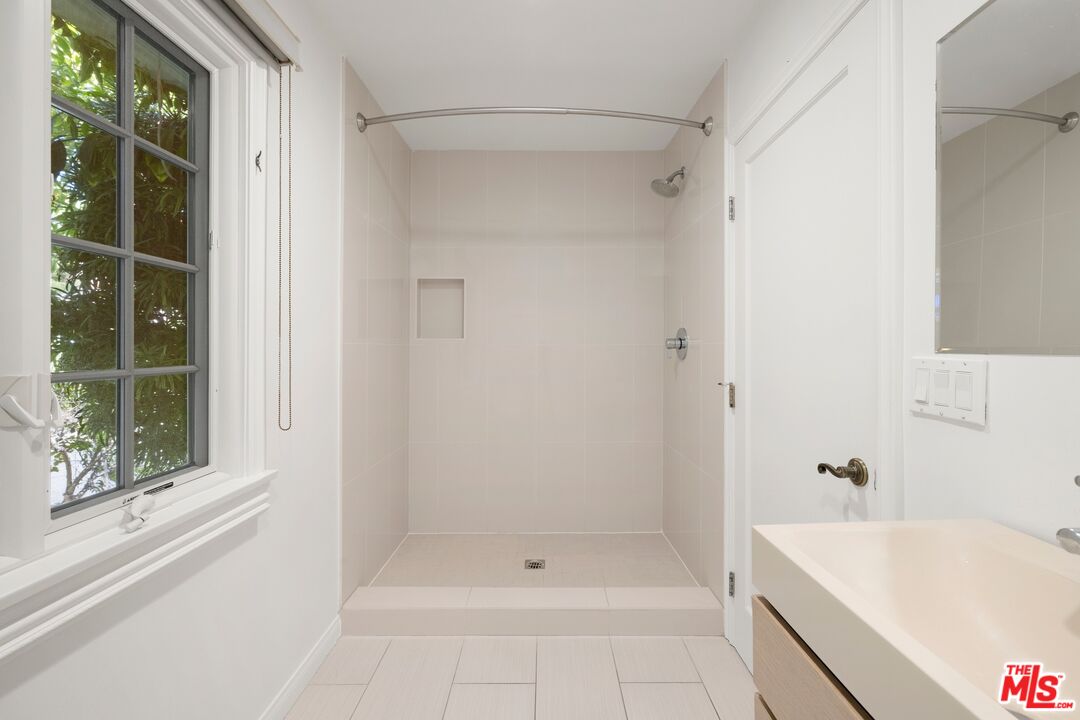 501 Cascada Way