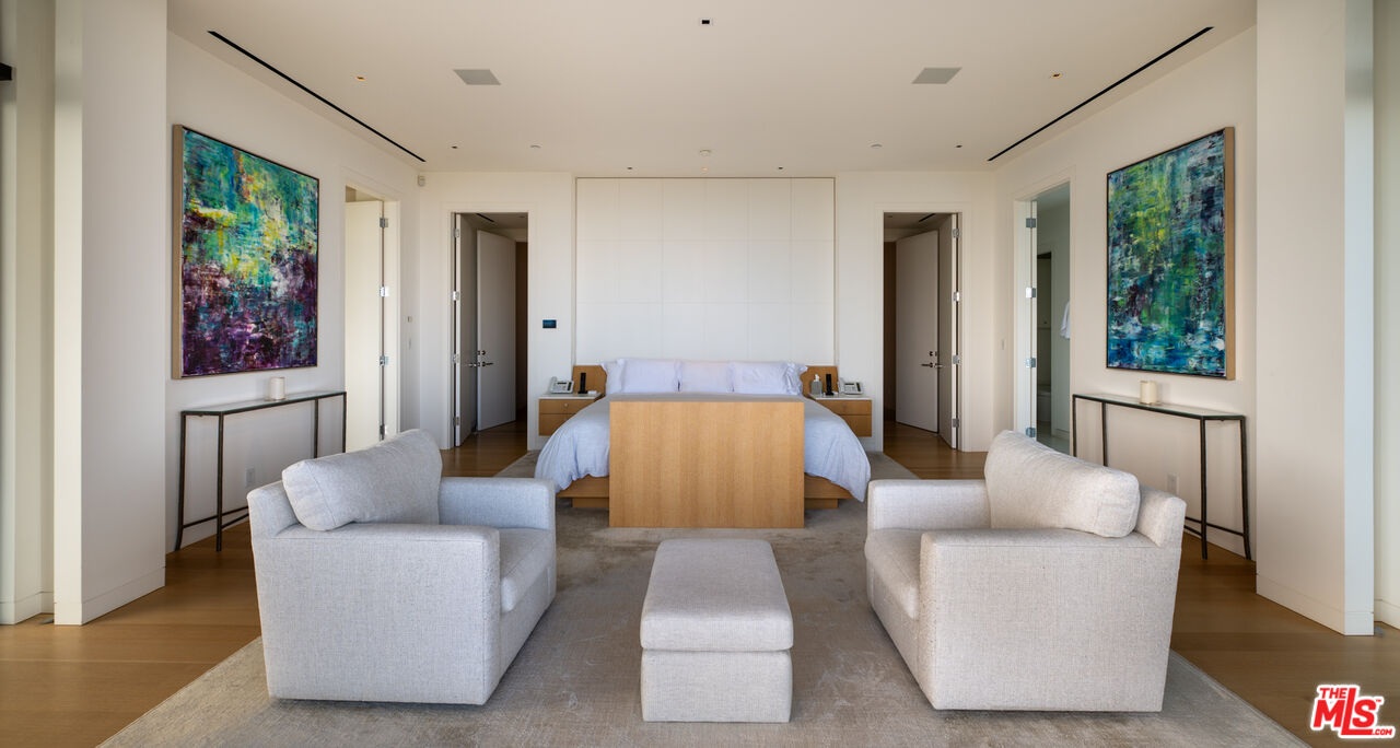 9966 Beverly Grove Dr