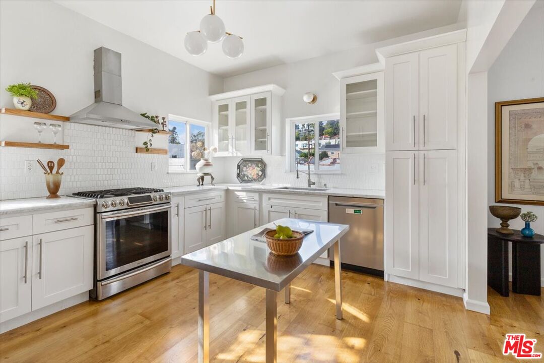 3312 Berkeley Ave