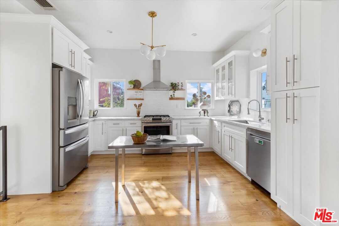 3312 Berkeley Ave