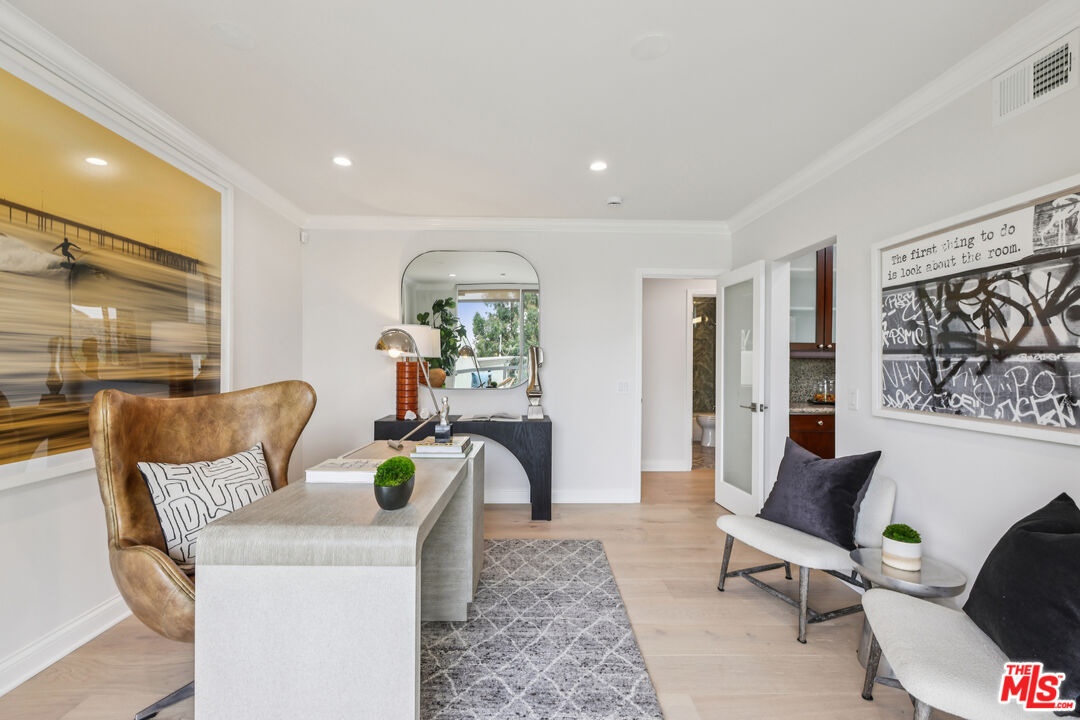 8715 Sunset Plaza Ter