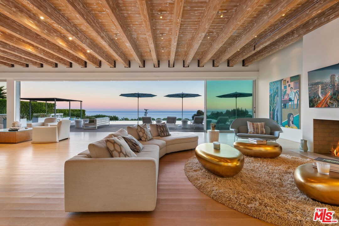 24685 Pacific Coast Hwy