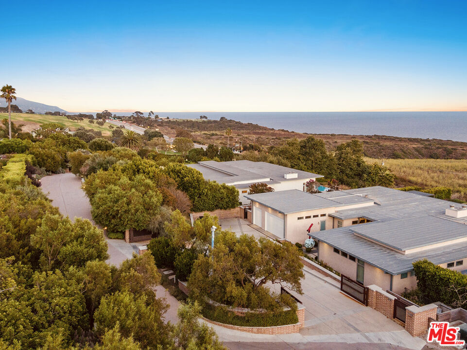 24685 Pacific Coast Hwy