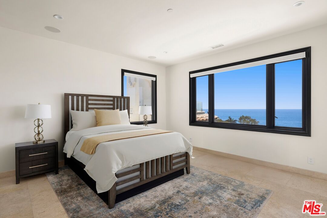22435 Pacific Coast Hwy