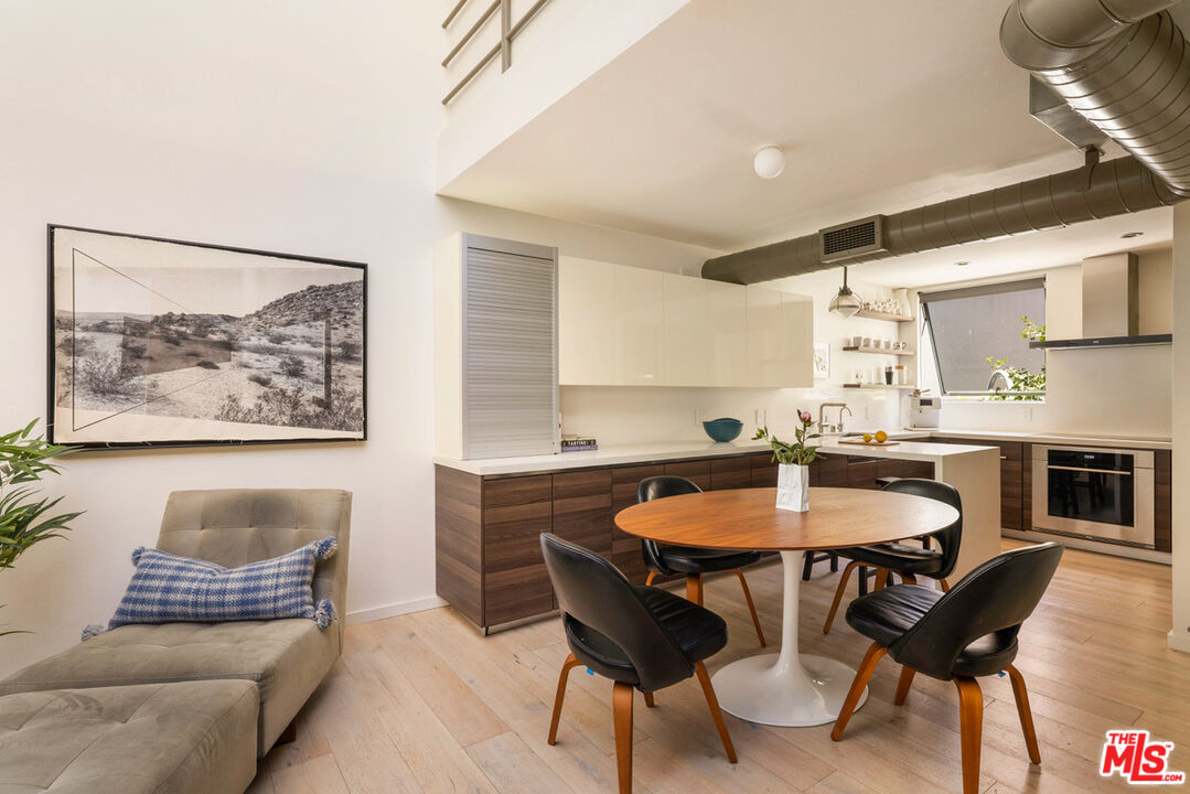 2433 28th St Unit: B