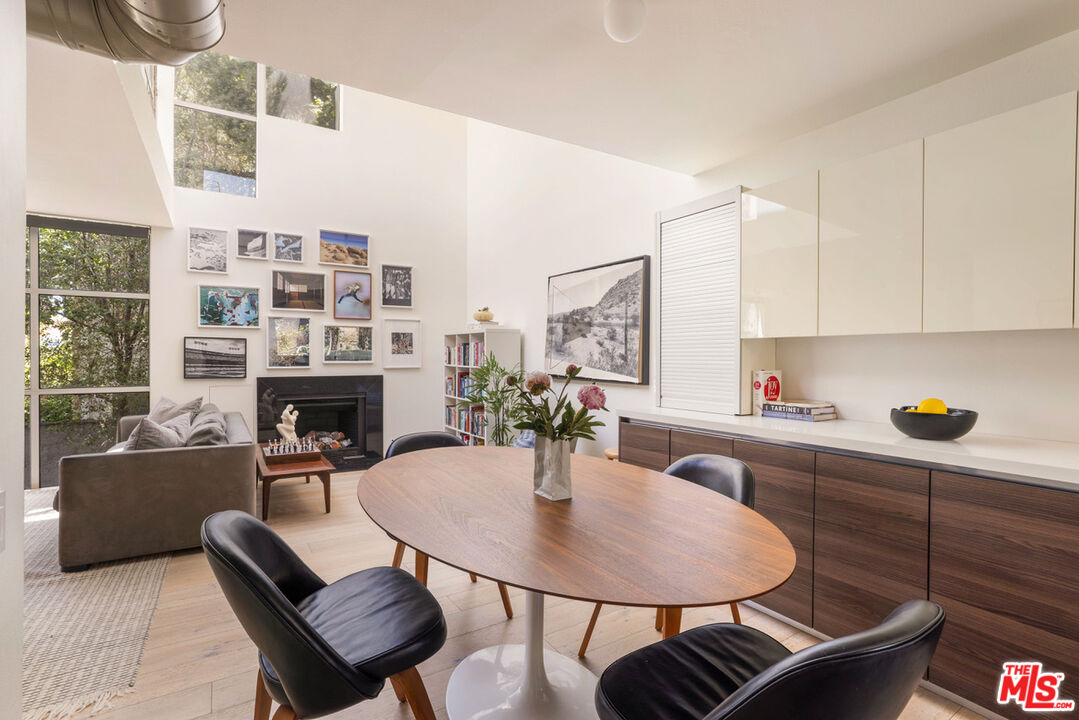 2433 28th St Unit: B