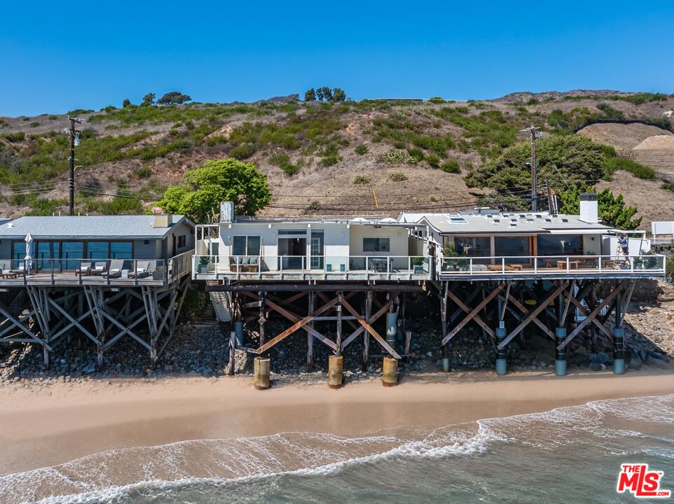24216 Malibu Rd