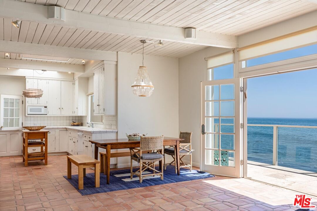 24216 Malibu Rd