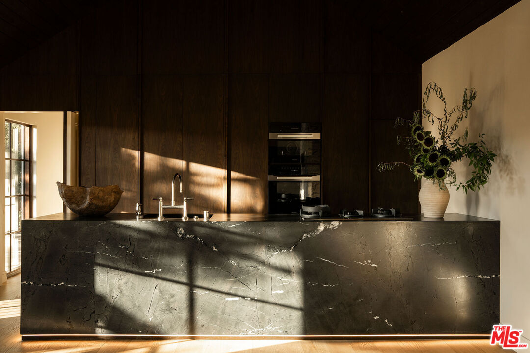 851 Strada Vecchia Rd