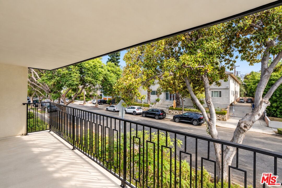 7968 Norton Ave Unit: 1