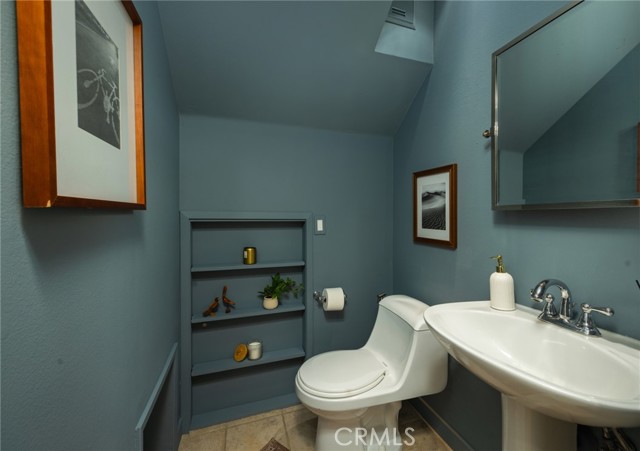 520 S Barrington AVE Unit: 116