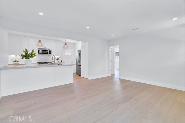 1022 Grant ST Unit: B