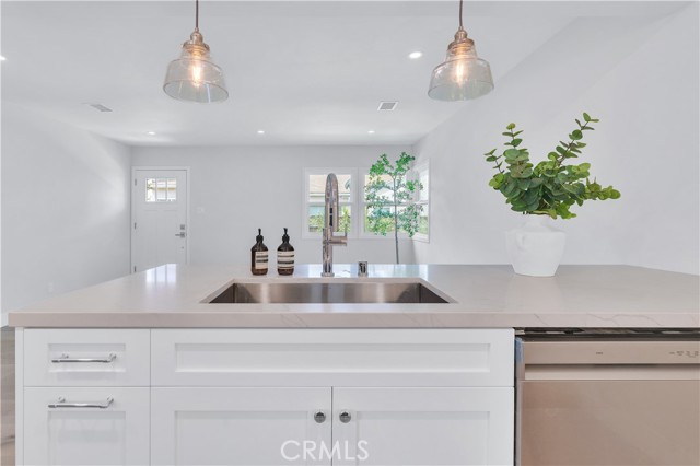 1022 Grant ST Unit: B