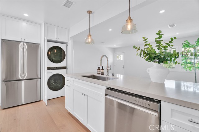1022 Grant ST Unit: B