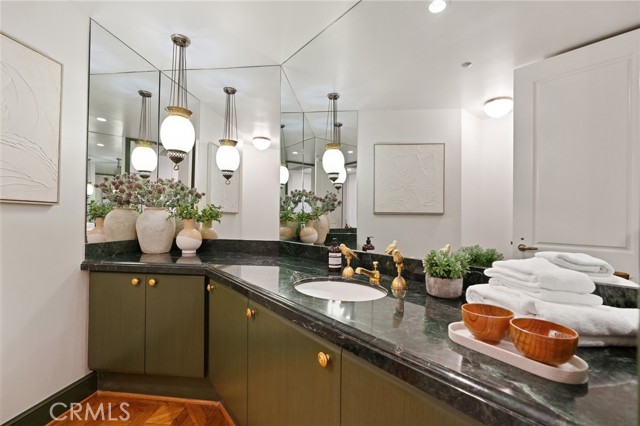 10490 Wilshire BLVD Unit: 2704