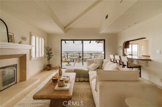 3837 Paseo De Las Tortugas