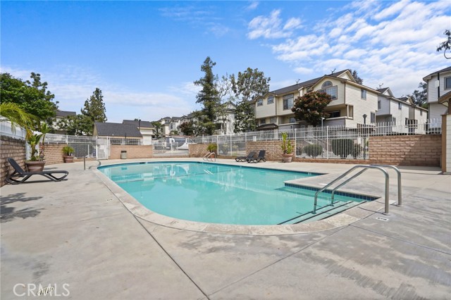 11150 Glenoaks BLVD Unit: 18