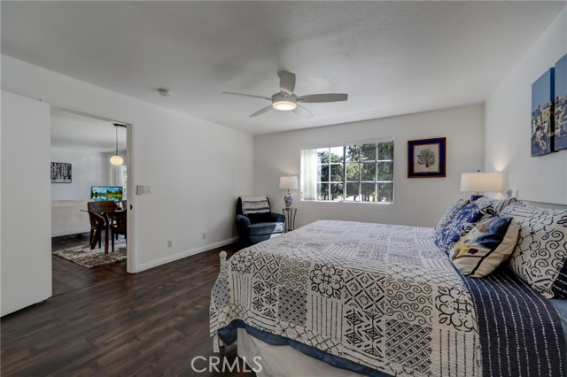 4249 Longridge AVE Unit: 102