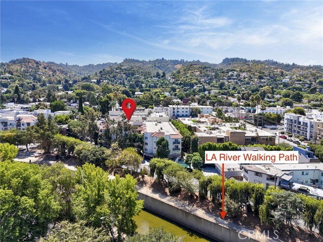 4249 Longridge AVE Unit: 102