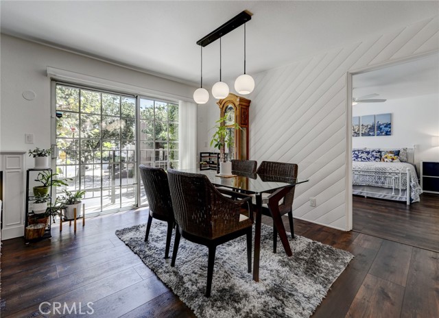 4249 Longridge AVE Unit: 102