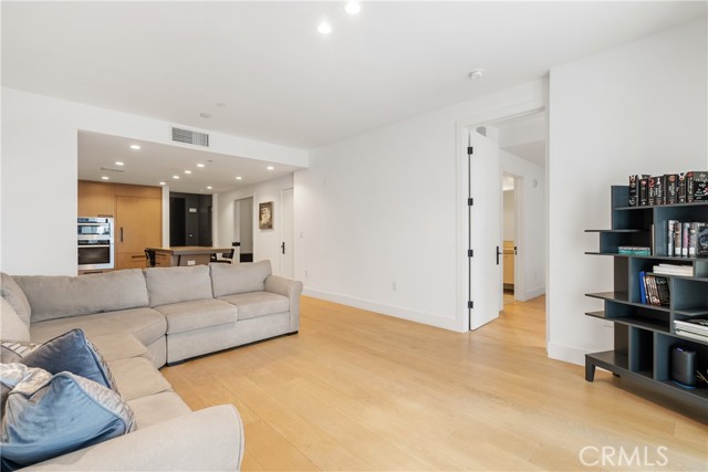 10777 Wilshire BLVD Unit: 306