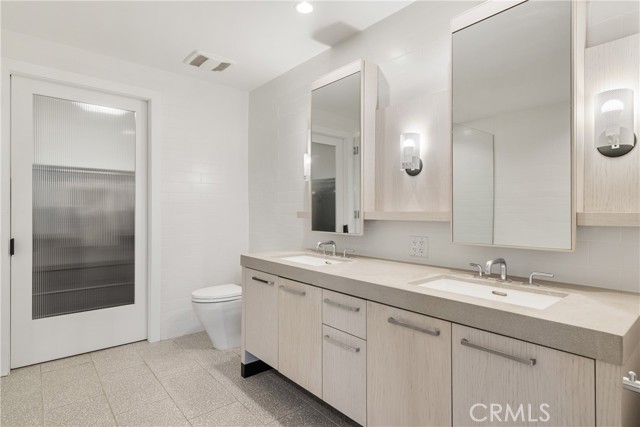10777 Wilshire BLVD Unit: 306