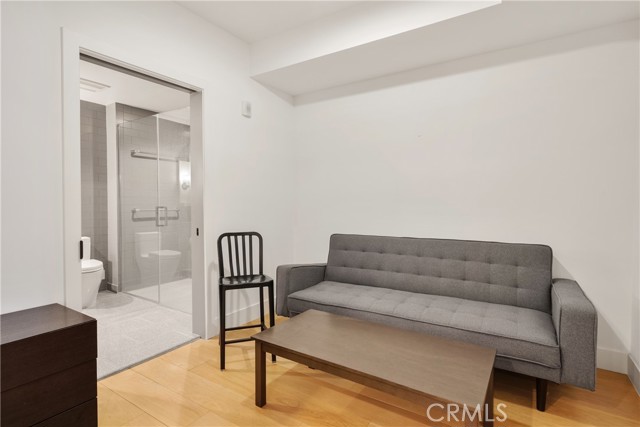 10777 Wilshire BLVD Unit: 306