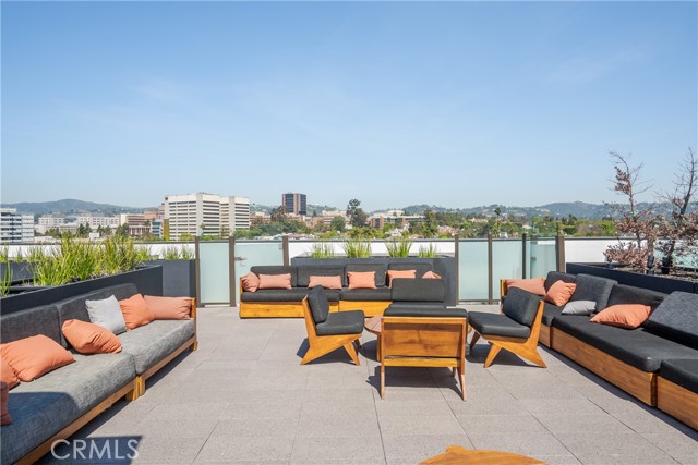10777 Wilshire BLVD Unit: 306