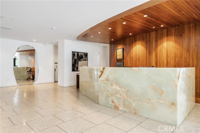 10777 Wilshire BLVD Unit: 306