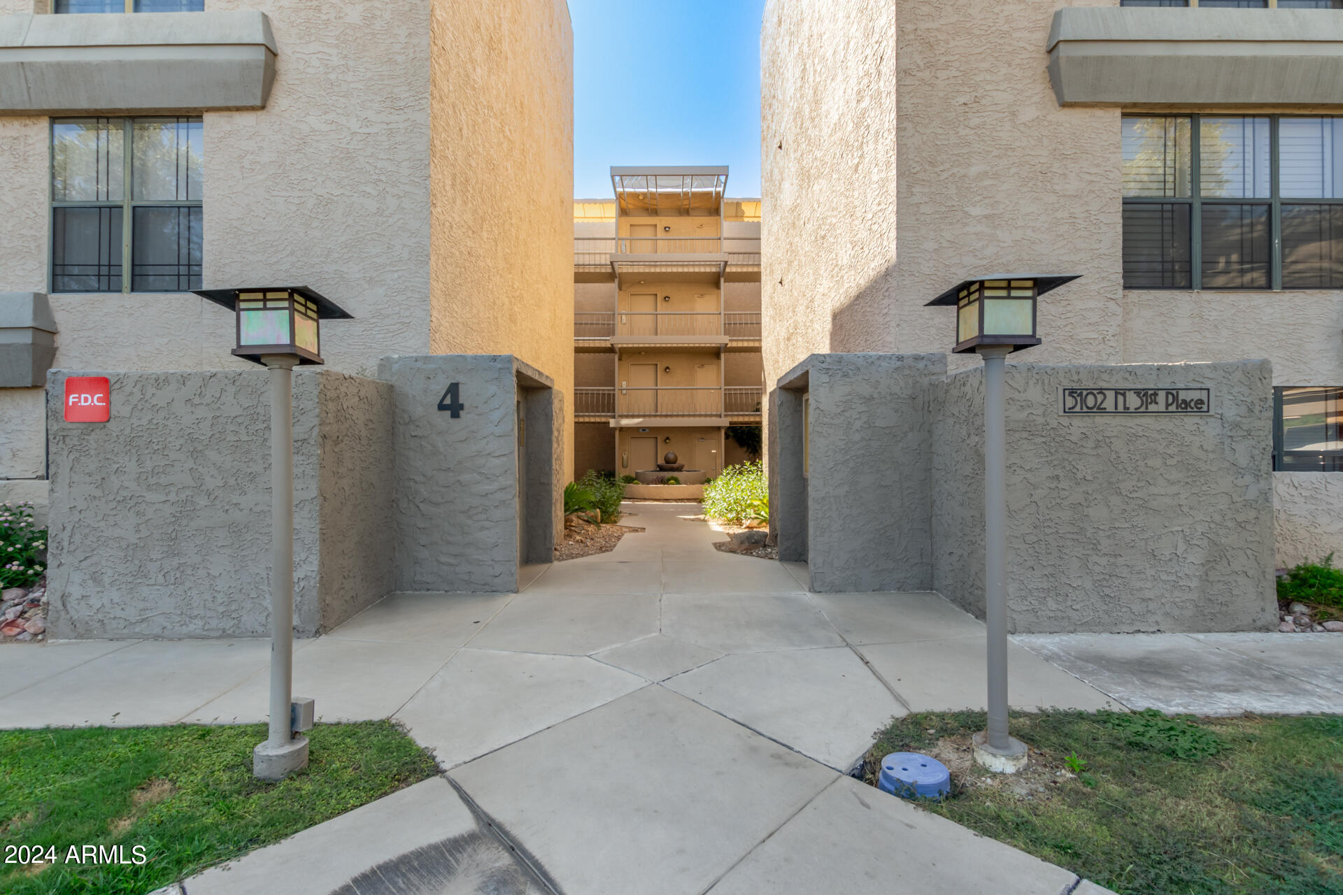 5102 N 31ST Place, 413